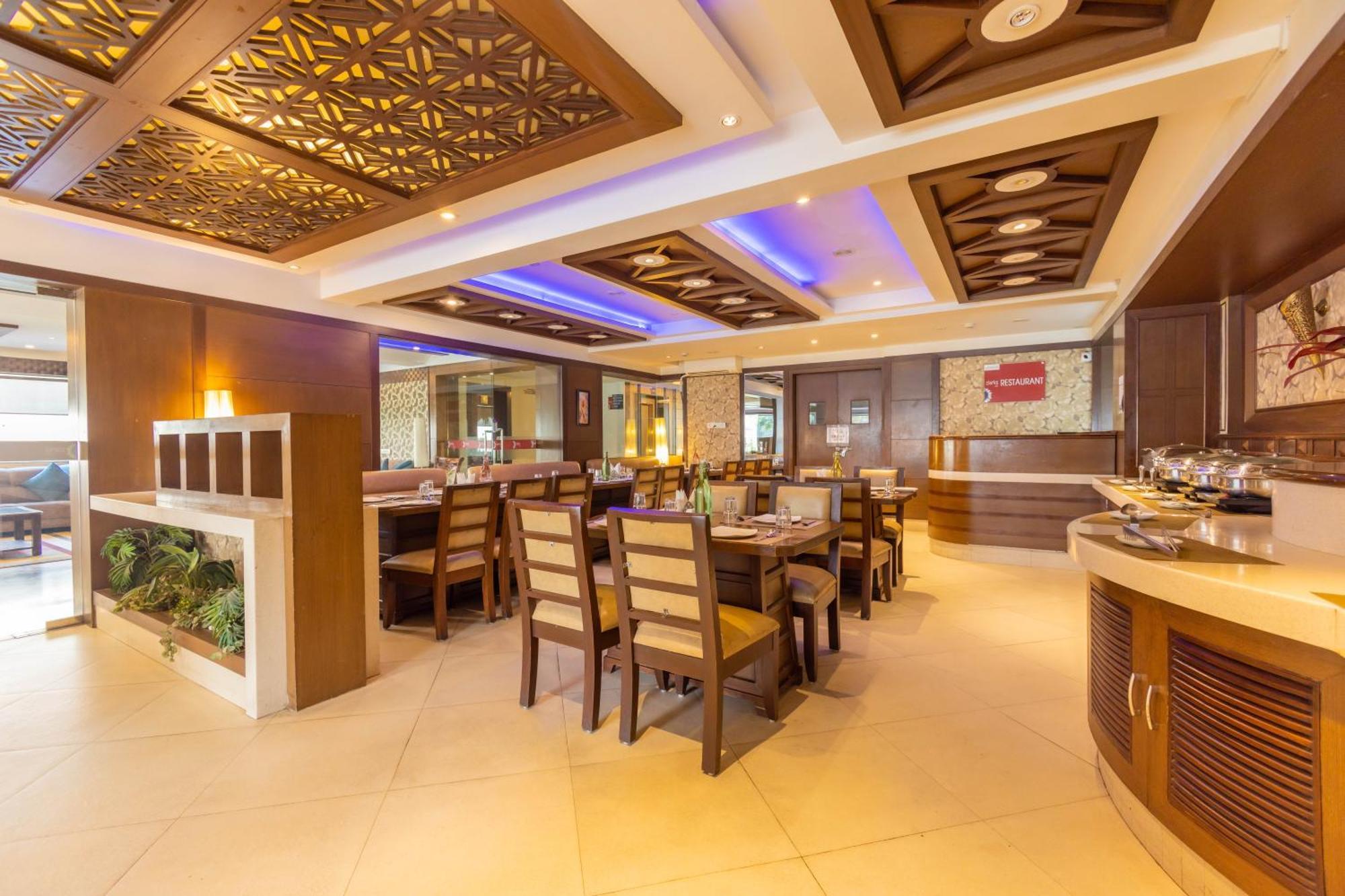 Crestmont Ashapurna Jaipur, Banipark Hotel Bagian luar foto