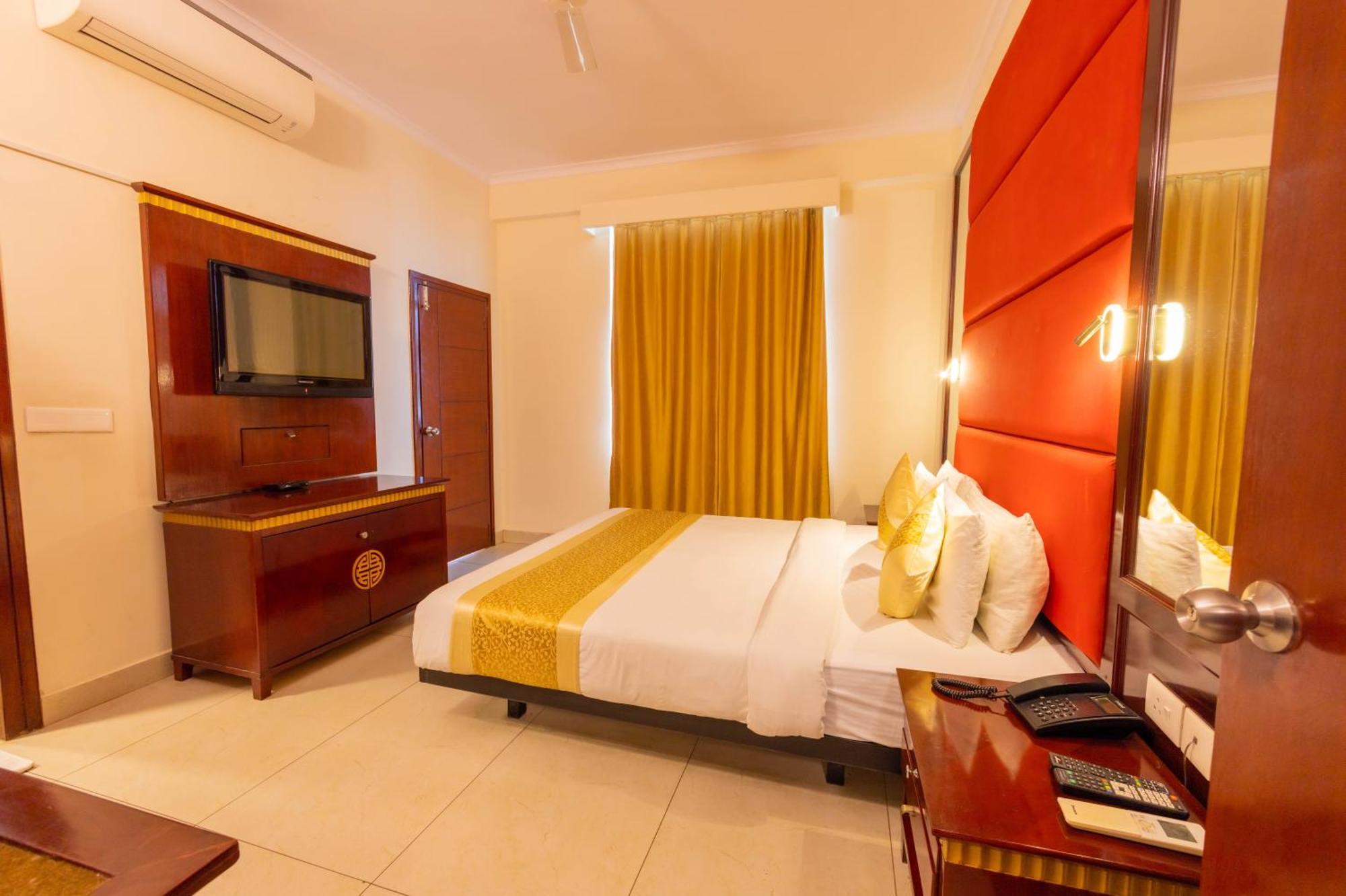 Crestmont Ashapurna Jaipur, Banipark Hotel Bagian luar foto
