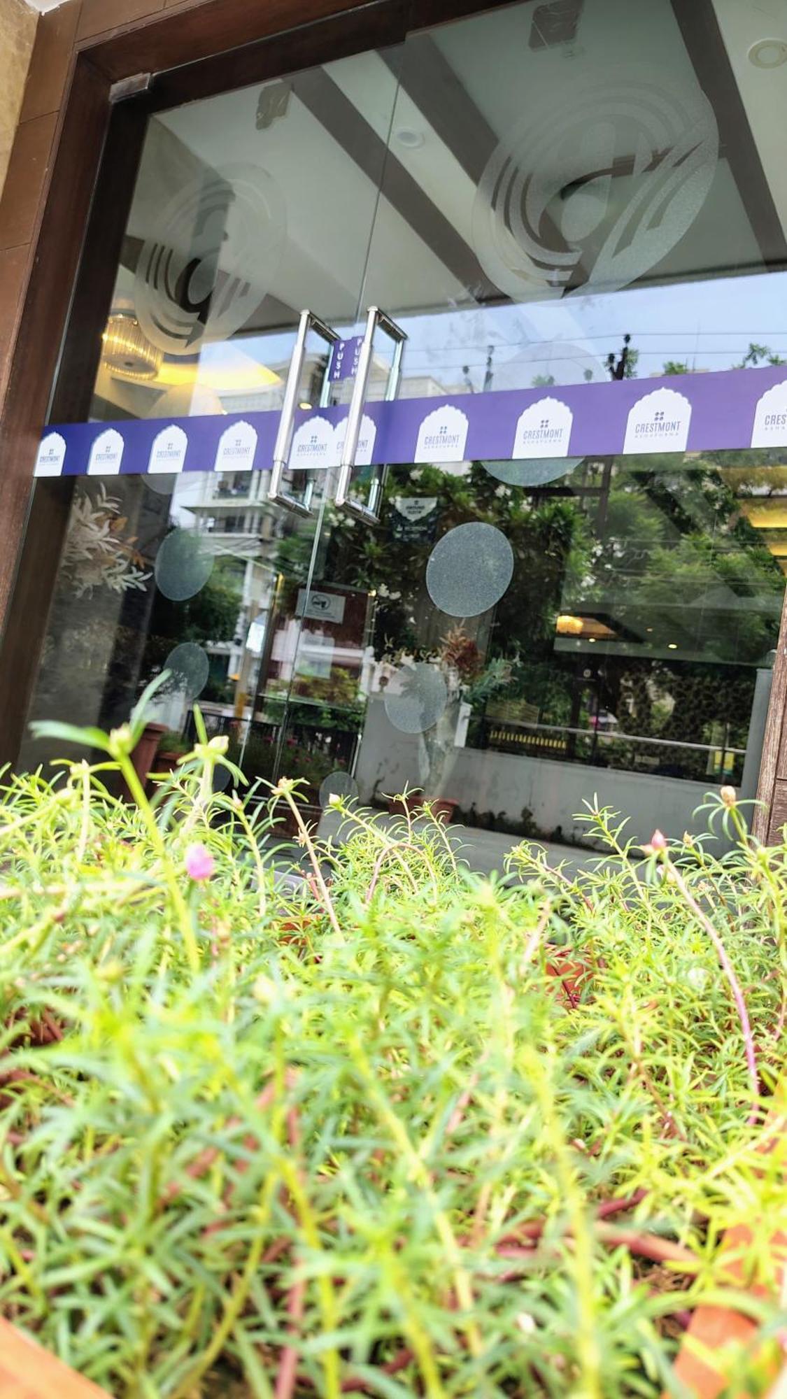 Crestmont Ashapurna Jaipur, Banipark Hotel Bagian luar foto