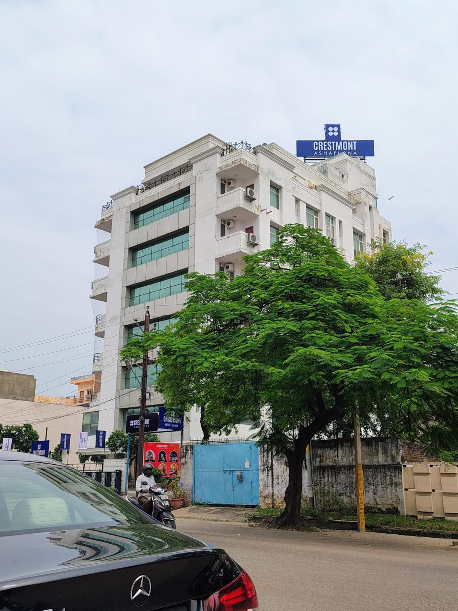 Crestmont Ashapurna Jaipur, Banipark Hotel Bagian luar foto